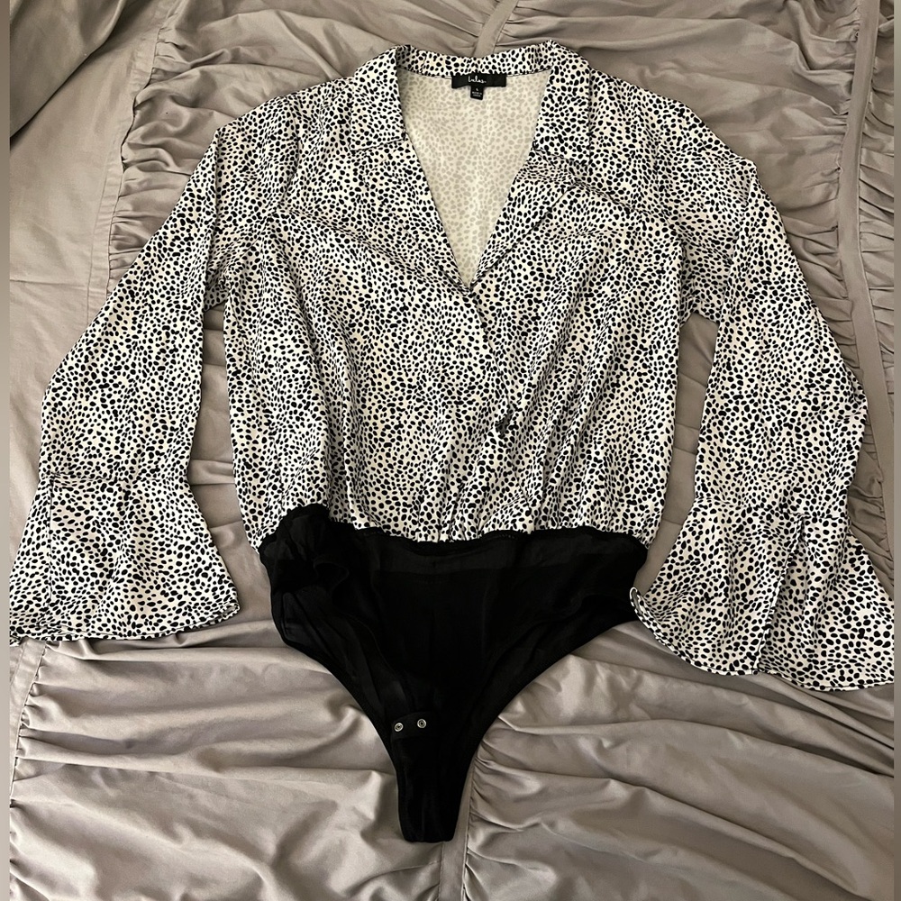 Lulus Women’s Black and White Polka Dot Blouse Bodysuit